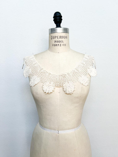 Ecru Cotton Floral Lace Applique for Front Top