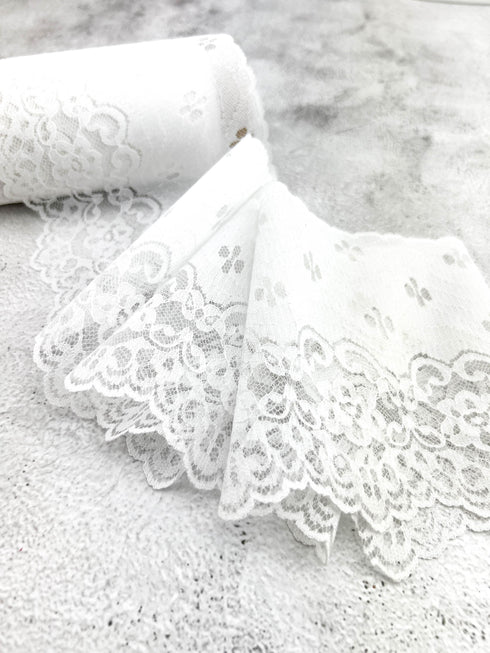 Off White Floral Wide Lace Trim: Scalloped Edge, 5 Yards