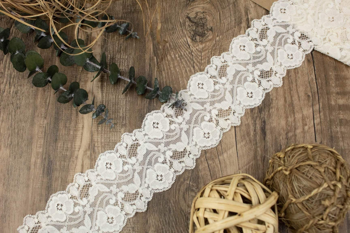 Cream Floral Stretch Lace Trim Remnant 1 yard 34 inches - Felinus Fabrics