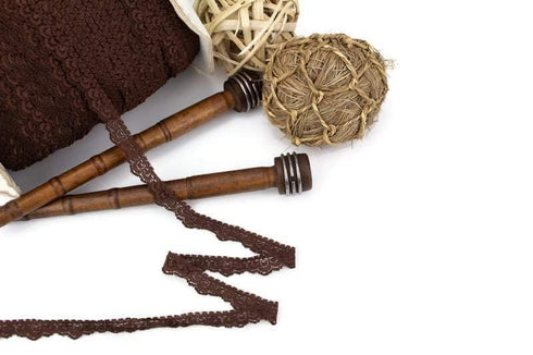 Brown Narrow Stretch Lace Trim 5/8 inch width 5 yards