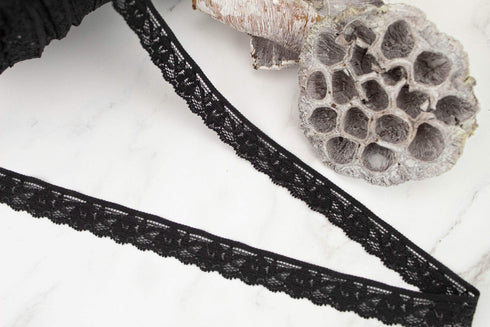 Black Narrow Stretch Lace Trim 11/16 inch width x 10 yards