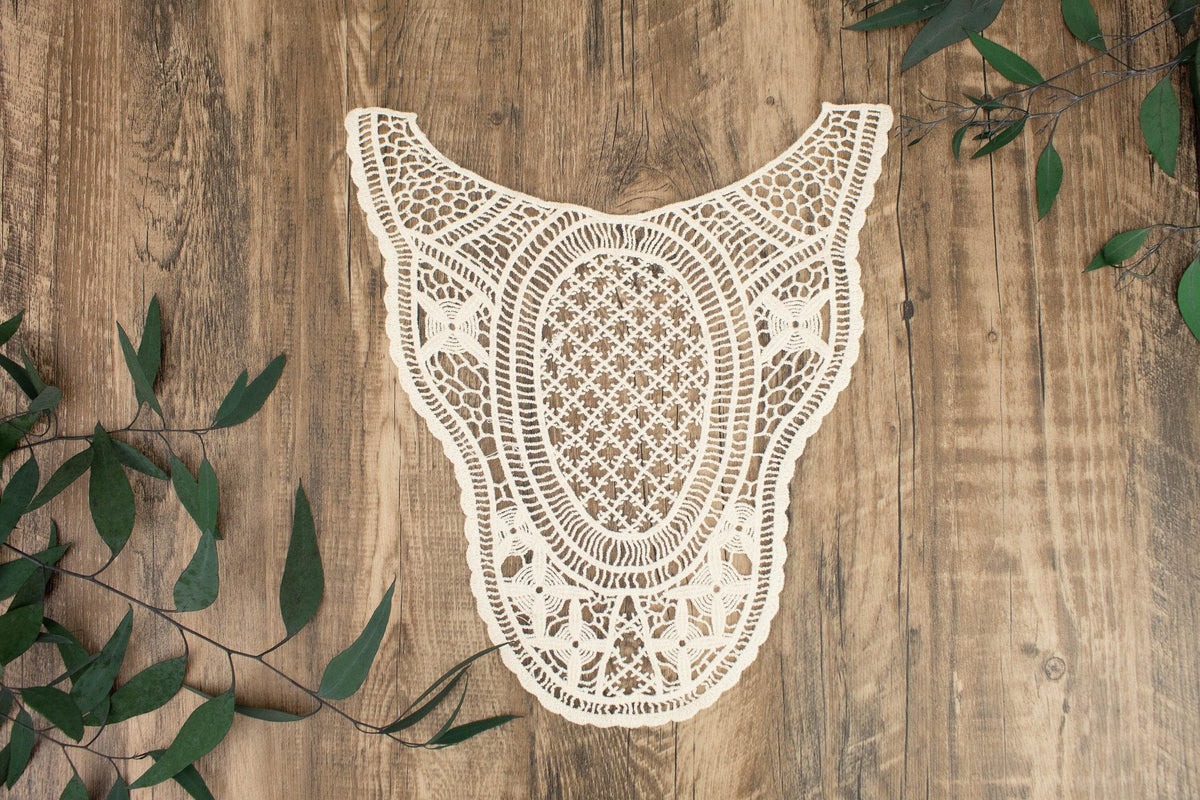 Ecru Cotton Lace Applique - Felinus Fabrics