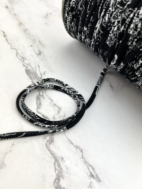 Black and White Floral Lace Print Trim Spaghetti Straps Hollow Tube Tubular Trim 10 yards ATN01168