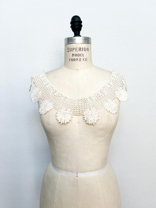 Ecru Cotton Floral Lace Applique for Front Top