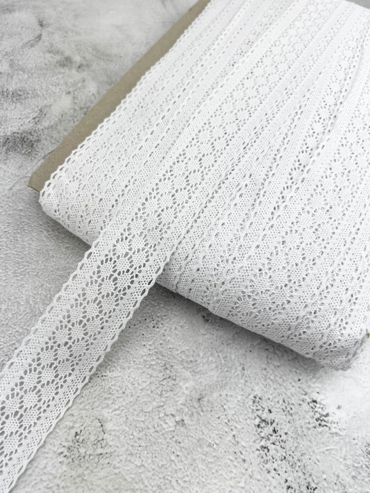White Cotton Crochet Lace Trim: Scalloped Edge, 5 Yards
