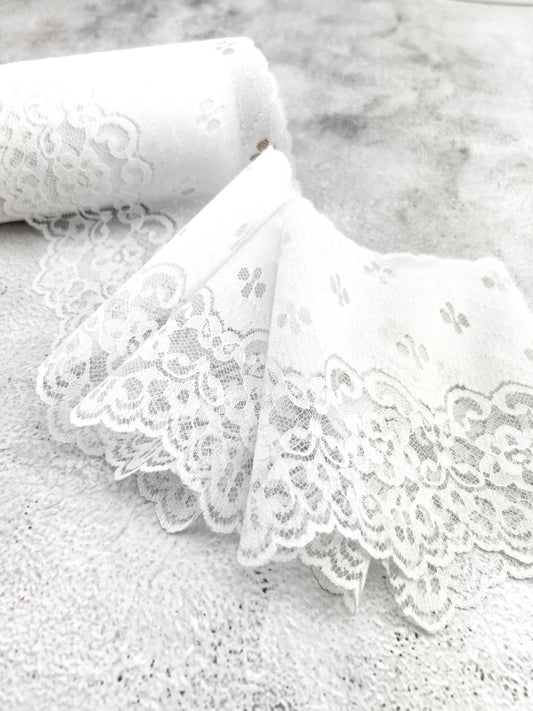 Off White Floral Wide Lace Trim: Scalloped Edge, 5 Yards