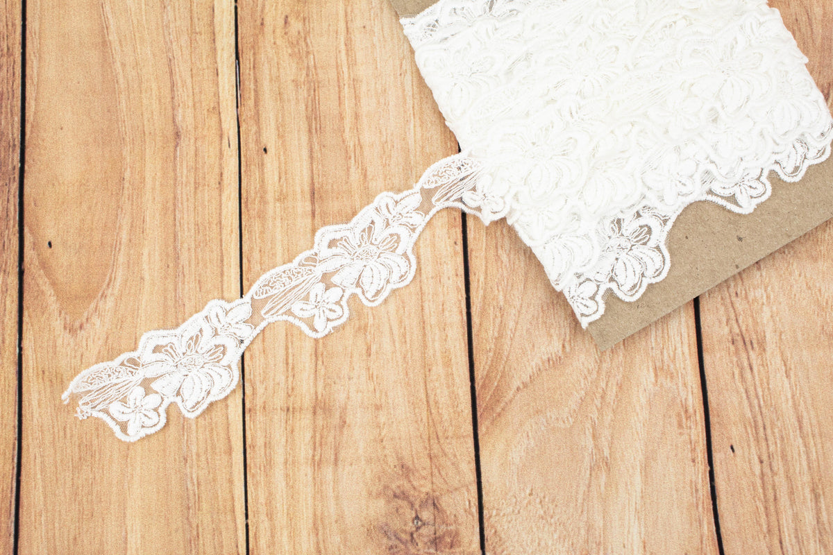 Off White Floral Lace Trim 6 yards 30 inches NLT00406 - Felinus Fabrics