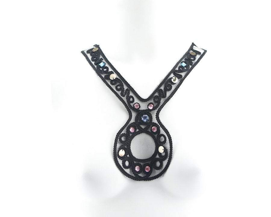 Black Jewel Medallion Style Applique - Felinus Fabrics