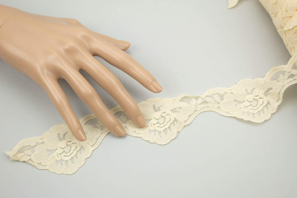 Pale Nude Floral Scalloped Lace Trim 2 inches width per 5 yards NLT00387 - Felinus Fabrics