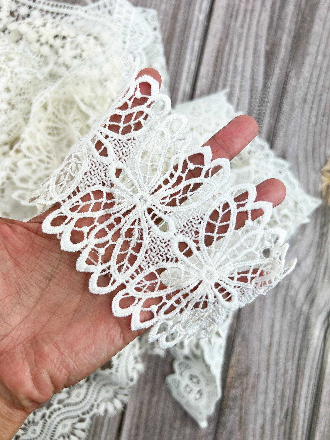 Off White and Ecru Mixed Variety Lace Trim Scrap Pack Scrap Bundle Pack 10 Trims Over 16 yards Total