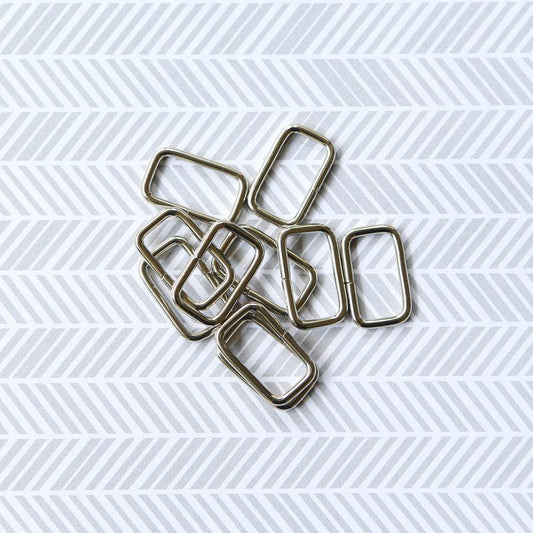 20 Pieces of Small Silver Rectangular Rings - Felinus Fabrics