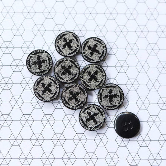 15mm Black Plastic Buttons Engraved Black Celtic Design 10 Pieces - Felinus Fabrics