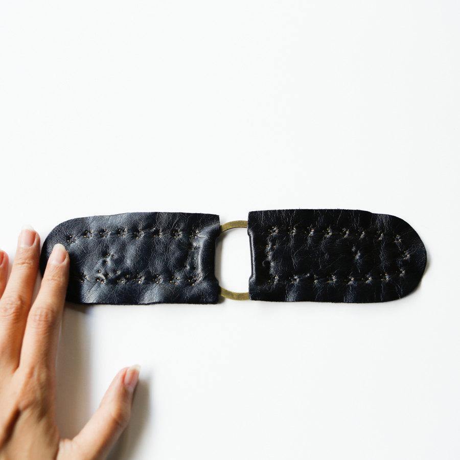 2 Pieces of Black Faux Leather Riveted Straps with Large D Ring Center - Felinus Fabrics