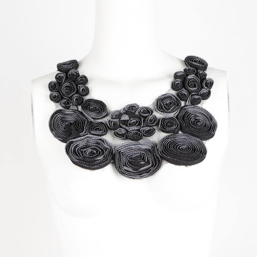 Floral Lace Applique Black and White on Mesh  APP00045 - Felinus Fabrics